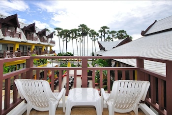 woraburi phuket resort and spa