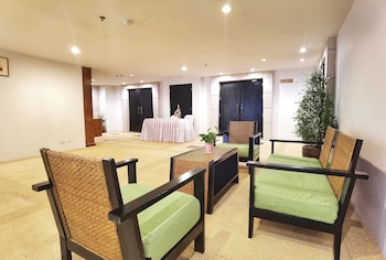 woraburi phuket resort and spa