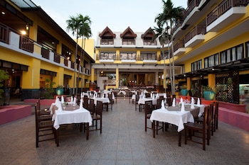 woraburi phuket resort and spa