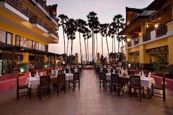 woraburi phuket resort and spa