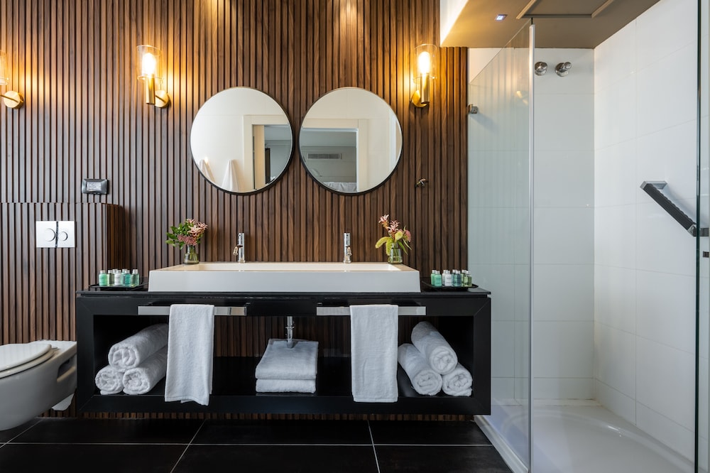 leonardo gordon beach