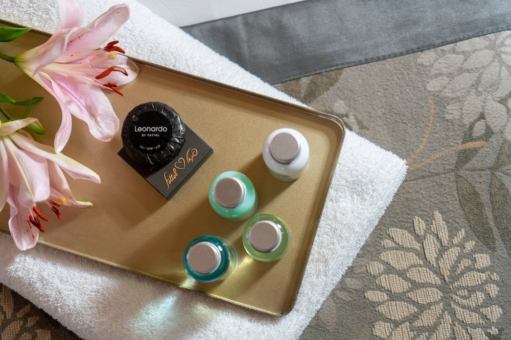 leonardo gordon beach