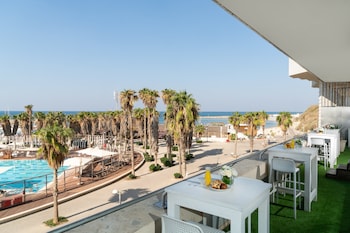 leonardo gordon beach