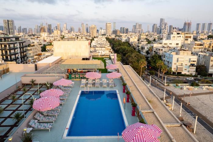 leonardo gordon beach