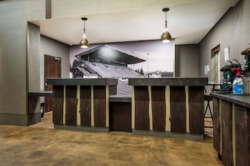 La Quinta Inn & Suites By Wyndham Eugene,Oregon>>Eugene,3 star