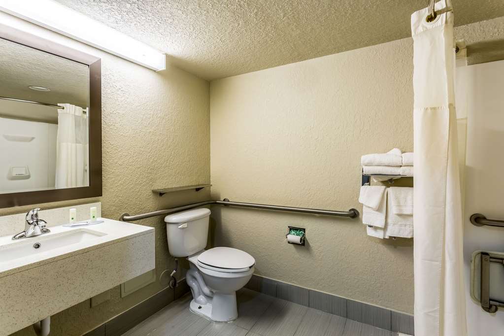 quality inn and suites el paso i 10