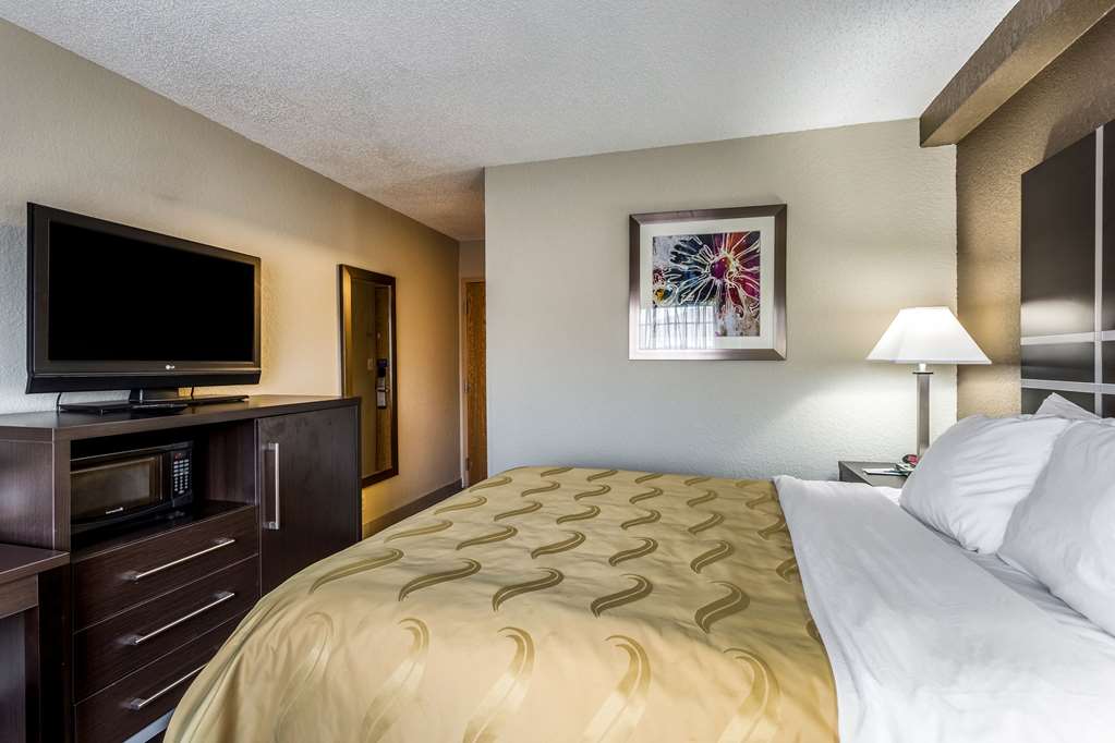 quality inn and suites el paso i 10