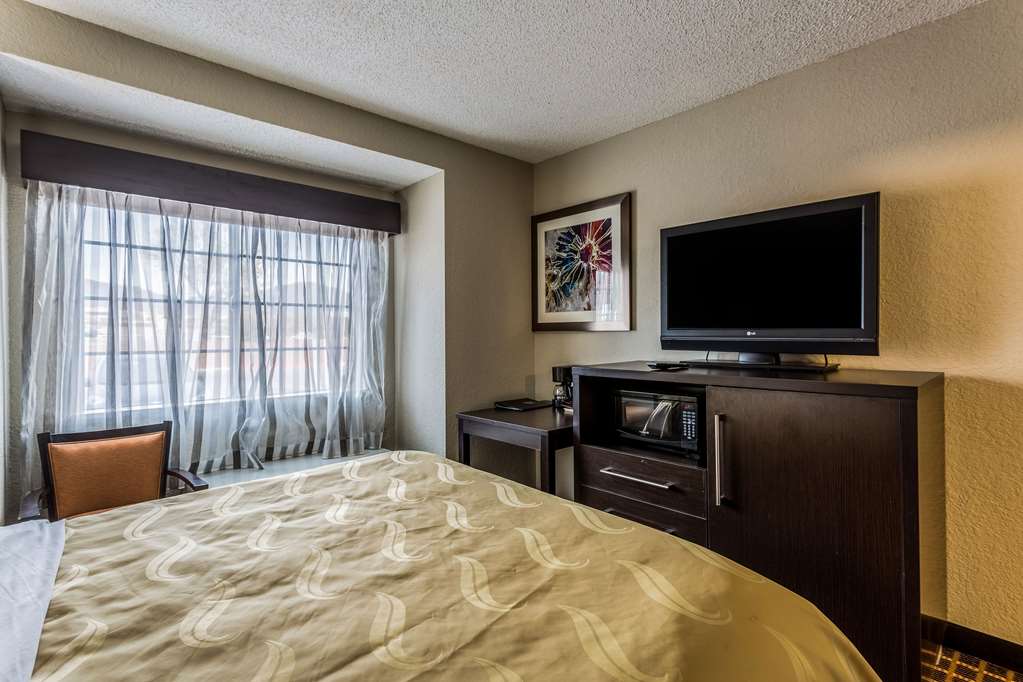 quality inn and suites el paso i 10