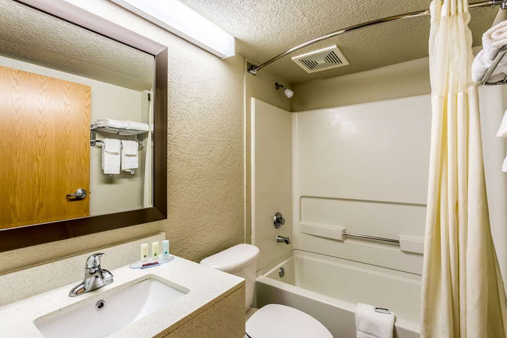 quality inn and suites el paso i 10