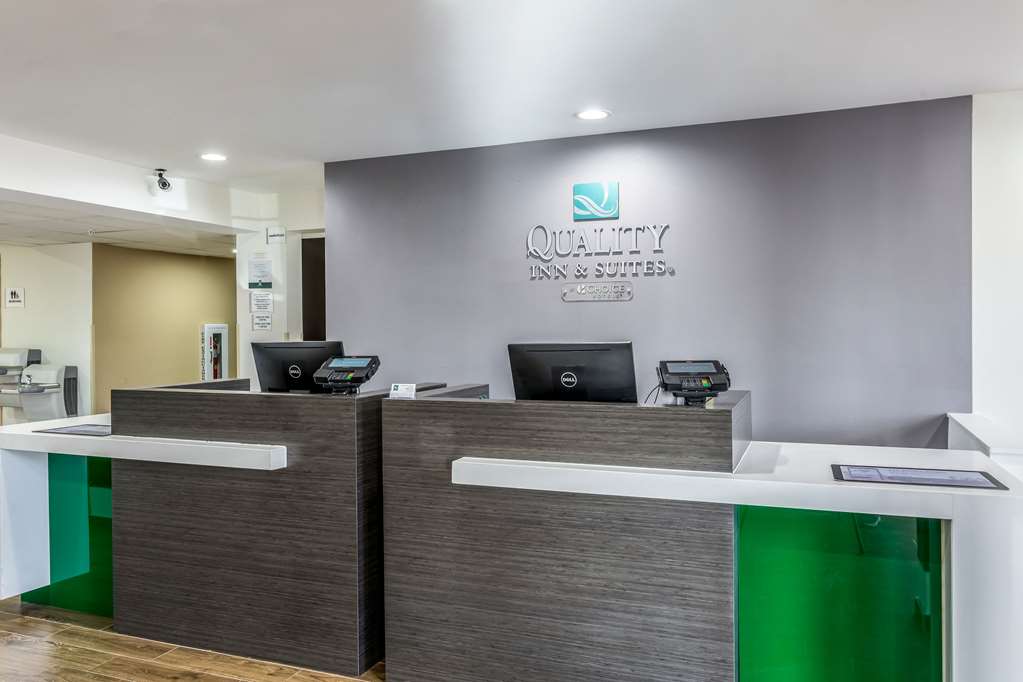 quality inn and suites el paso i 10