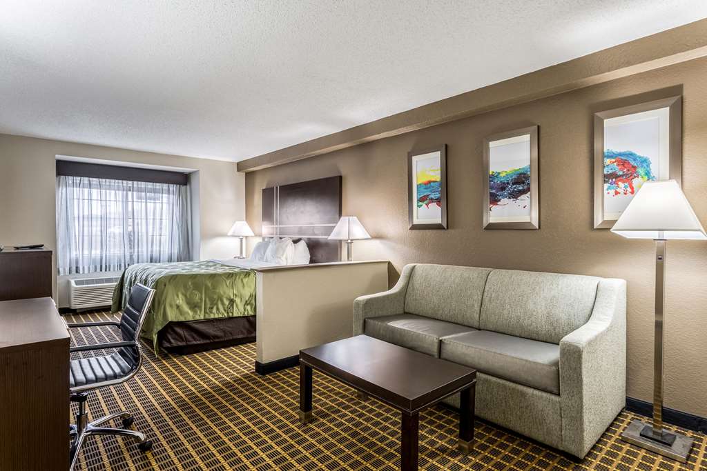 quality inn and suites el paso i 10