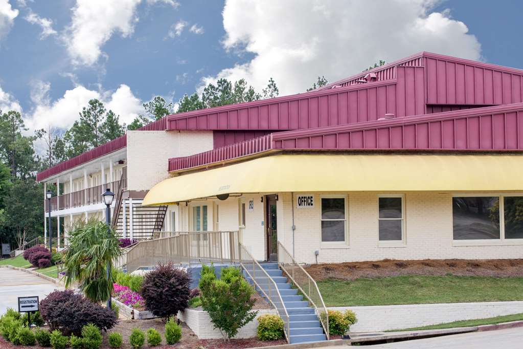 days inn by wyndham milledgeville