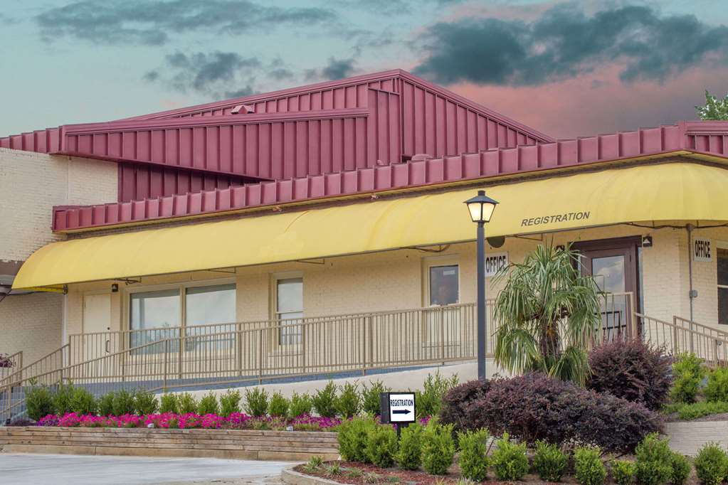 days inn by wyndham milledgeville