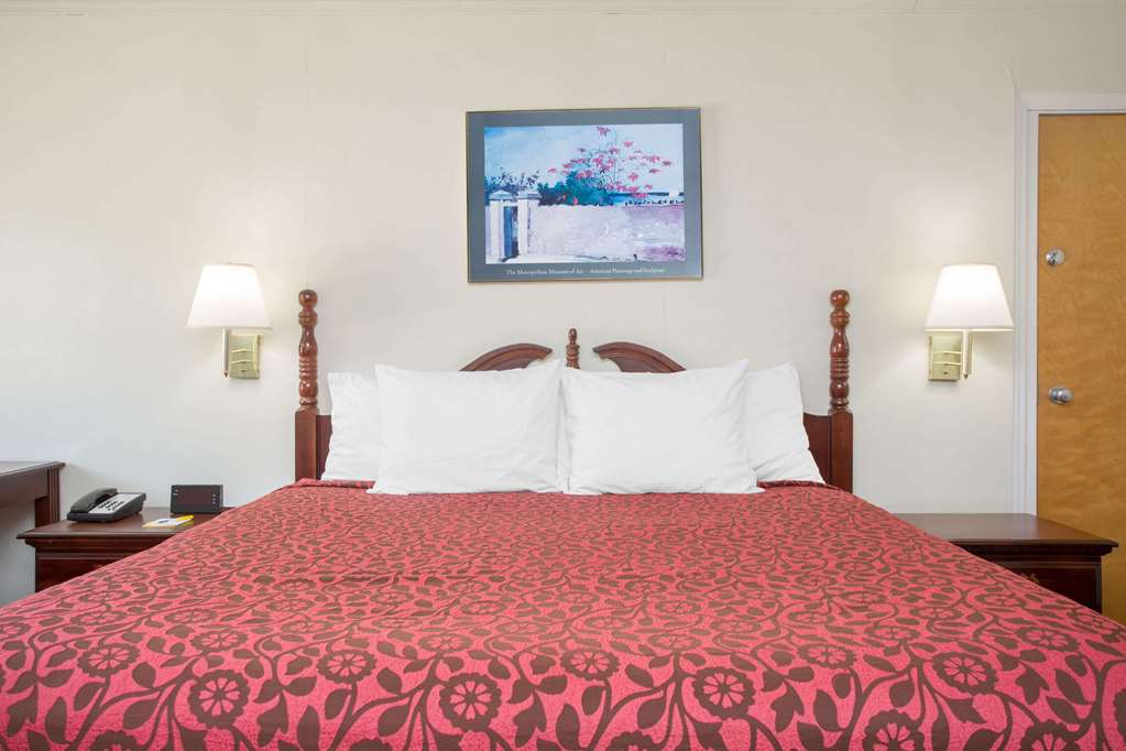 days inn by wyndham milledgeville