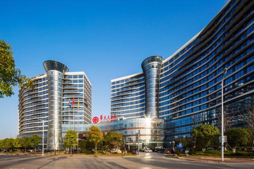 zhangjiajie huatian hotel