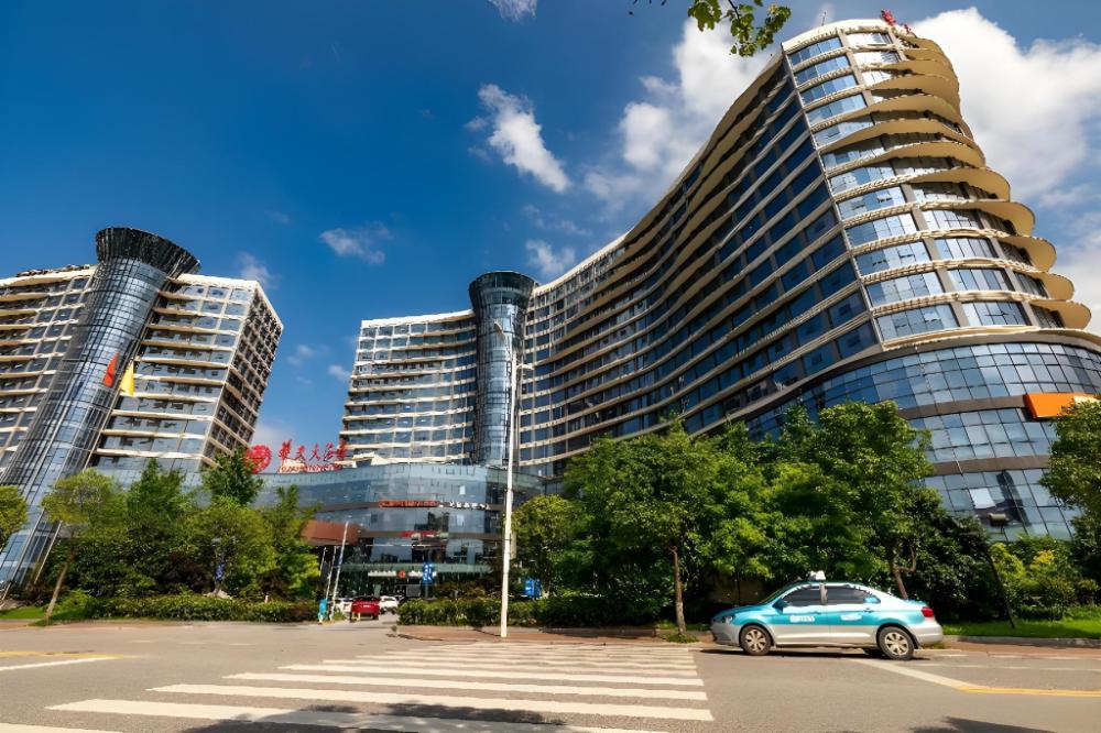 zhangjiajie huatian hotel