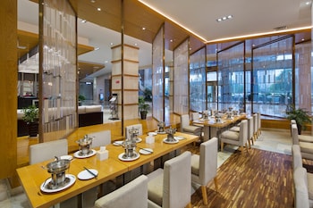 zhangjiajie huatian hotel