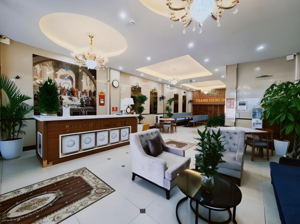 nhan hoa hotel