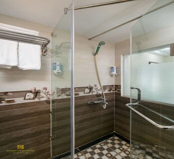 nhan hoa hotel