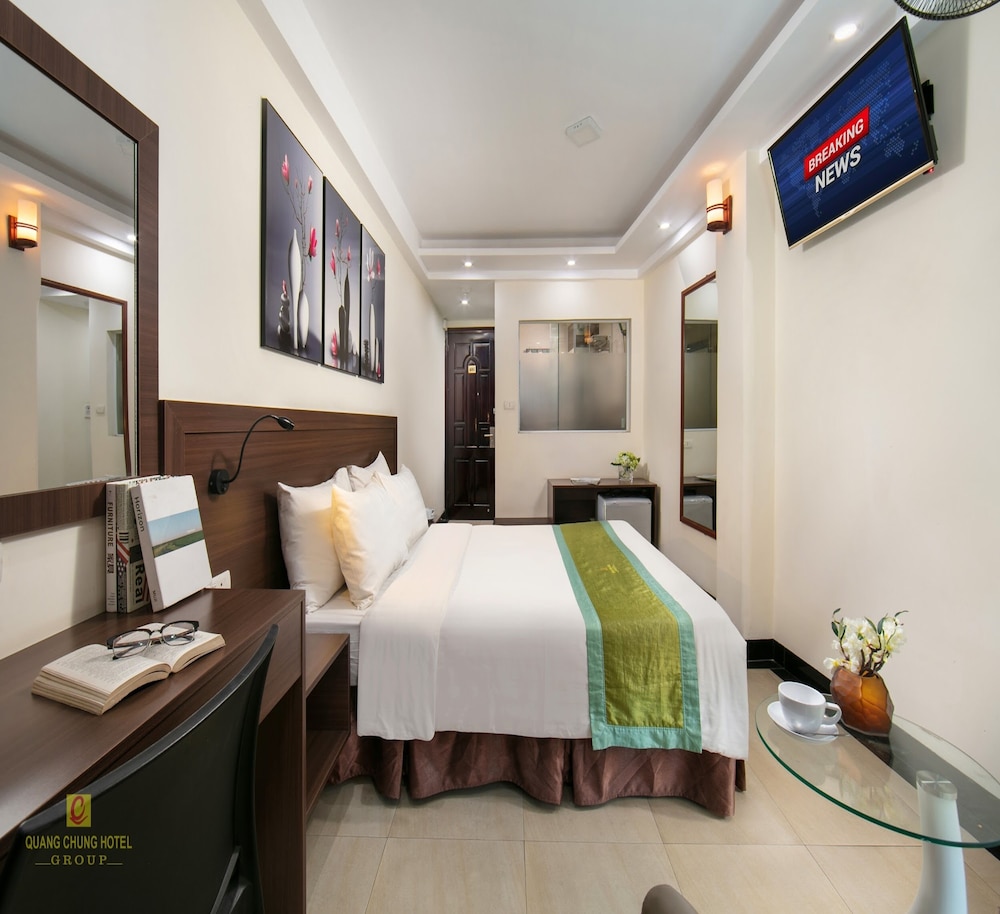 nhan hoa hotel
