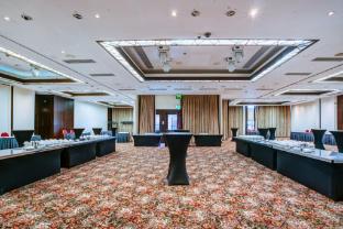 millennium hotel and conference centre gloucester london