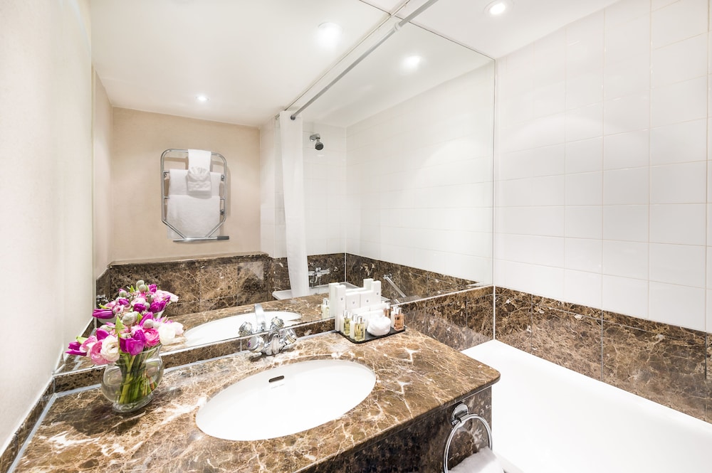 millennium hotel and conference centre gloucester london