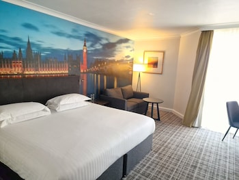 millennium hotel and conference centre gloucester london