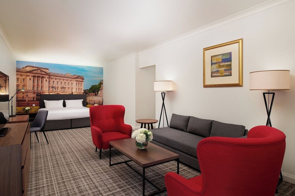 millennium hotel and conference centre gloucester london