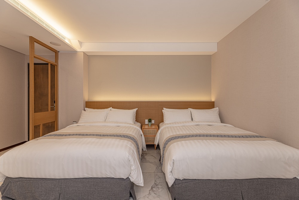 sun moon lake apollo resort hotel