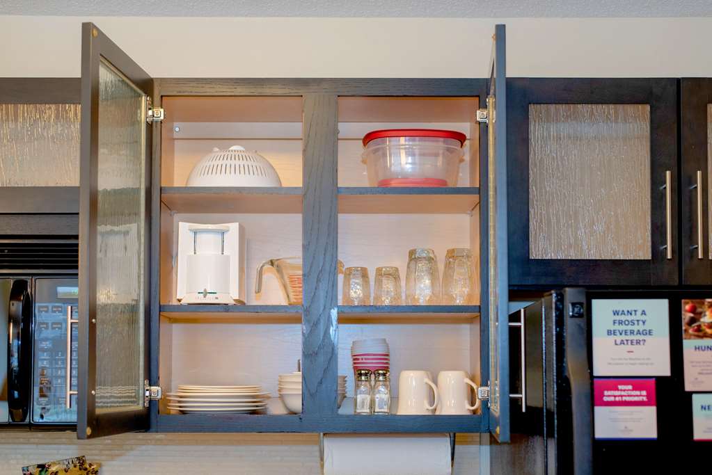 sonesta simply suites pittsburgh airport