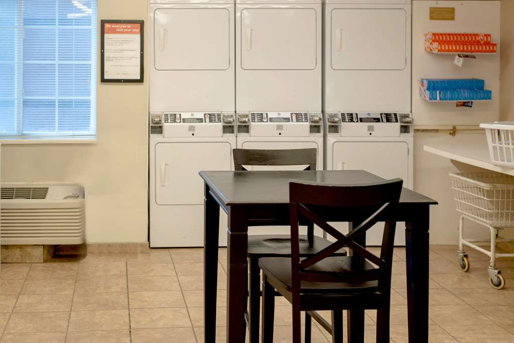 sonesta simply suites pittsburgh airport