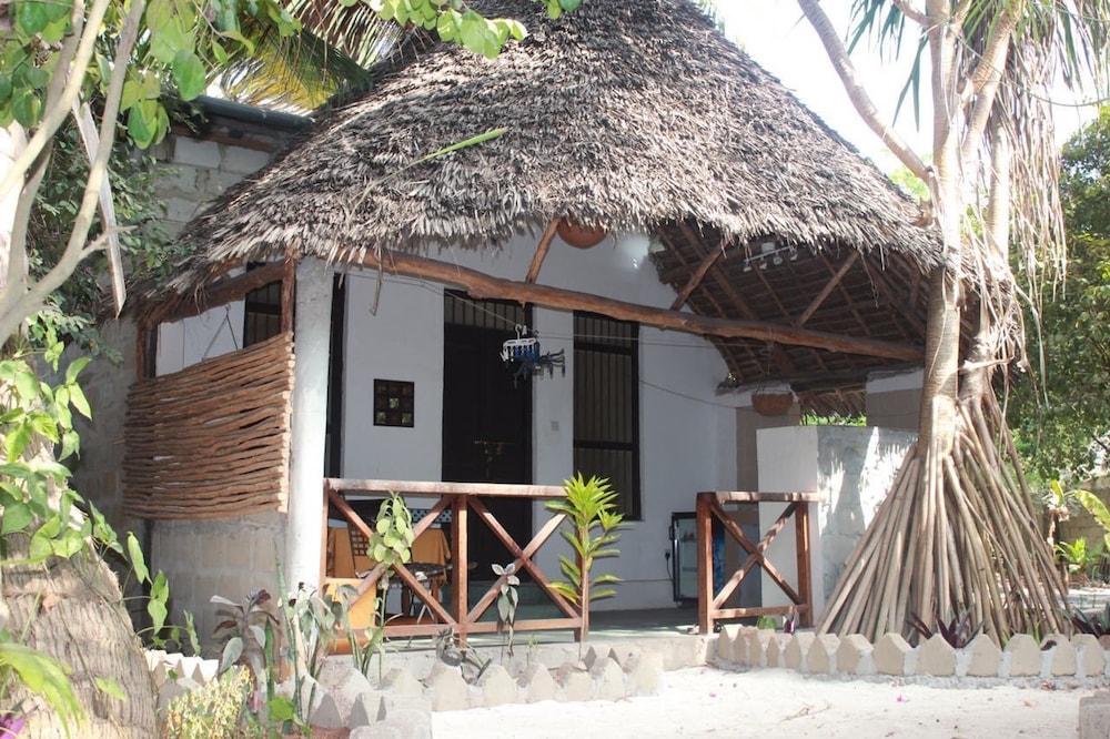 casa umoja guesthouse