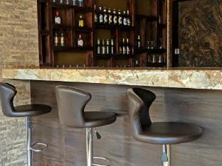 prestige hotel suites kampala