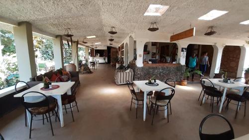 gately inn entebbe