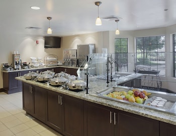 staybridge suites fayetteville univ of arkansas by ihg