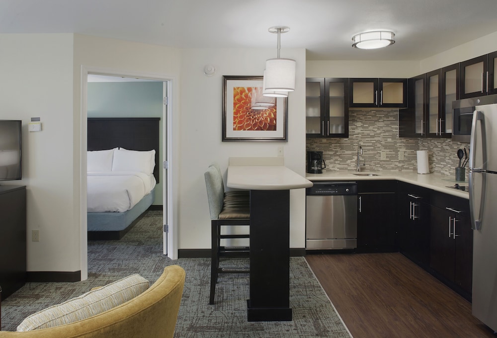 staybridge suites fayetteville univ of arkansas by ihg