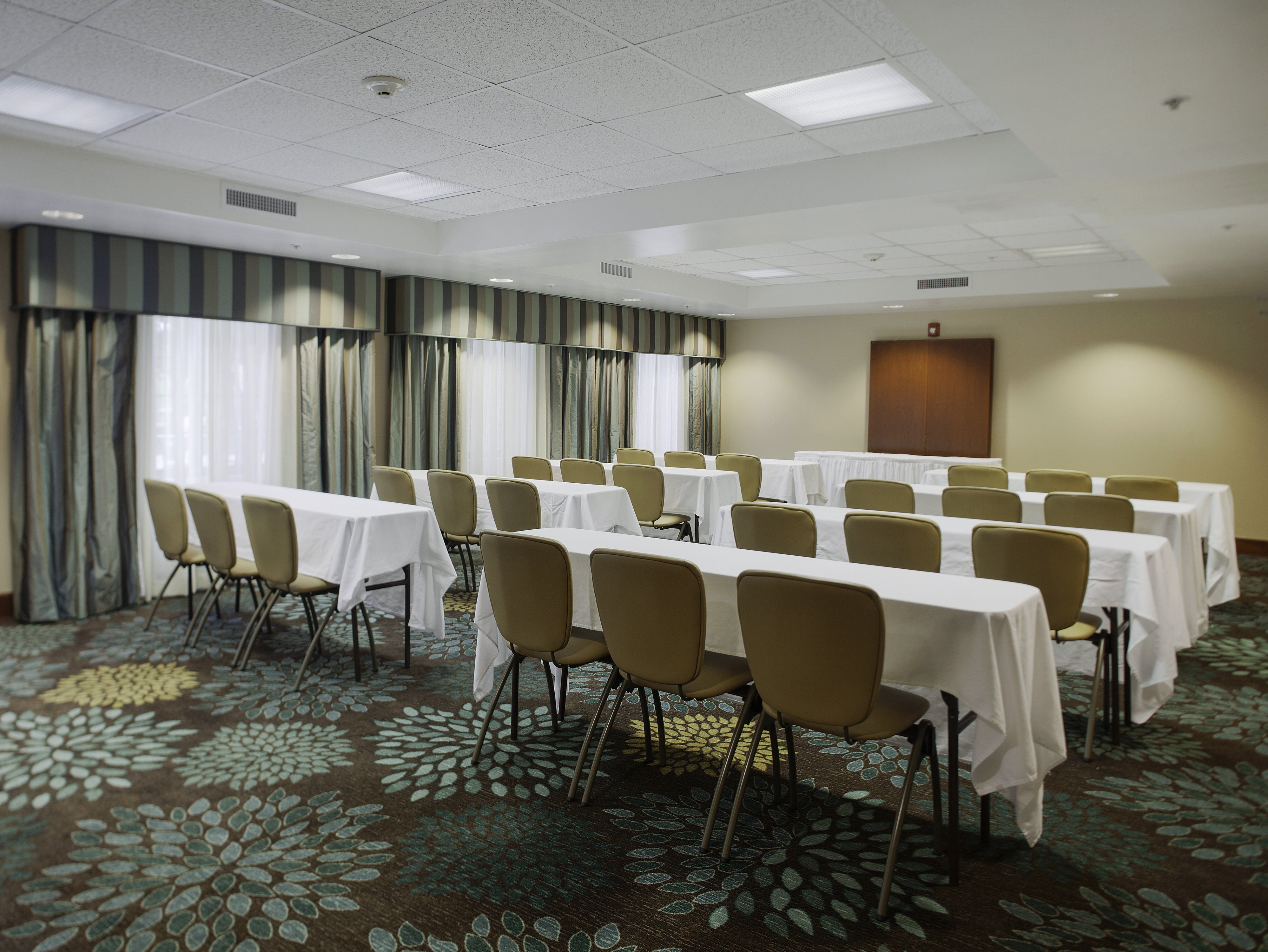 staybridge suites fayetteville univ of arkansas by ihg