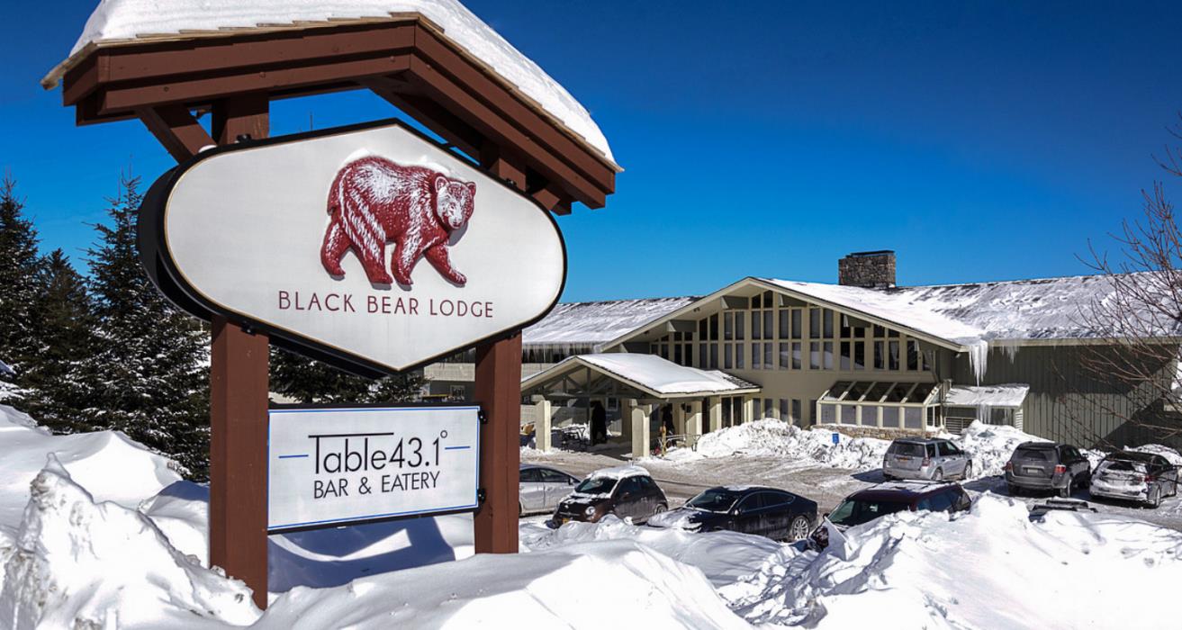 the black bear lodge at stratton mountain resort