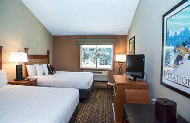 the black bear lodge at stratton mountain resort