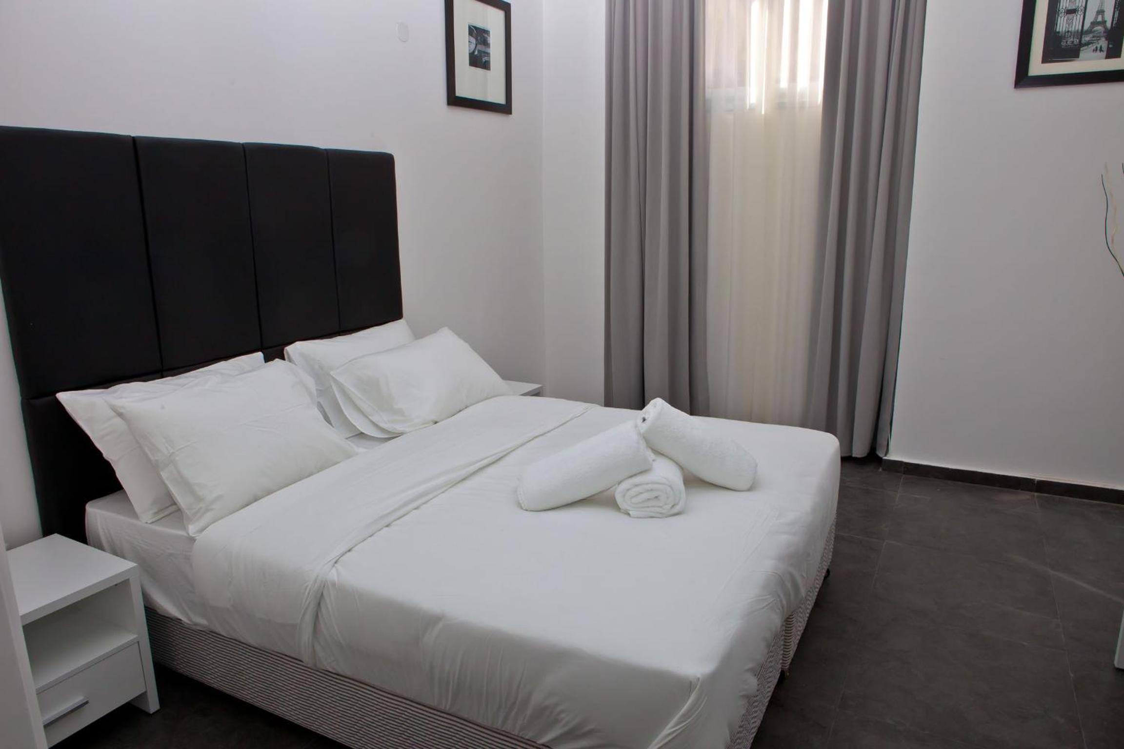 geula suites