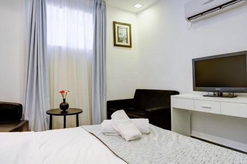 geula suites