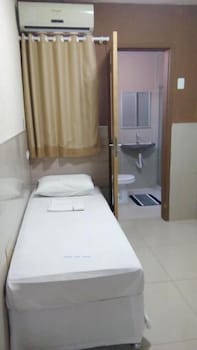 hotel uzi praia