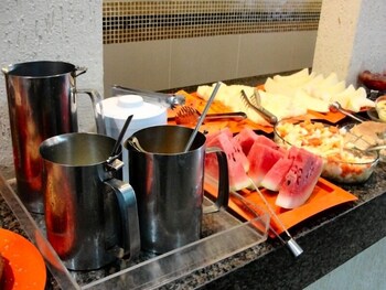 hotel uzi praia