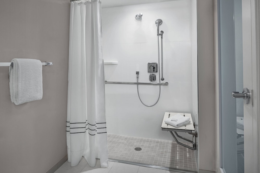 Pleasanton Marriott,Alameda County>>Alameda,4 star