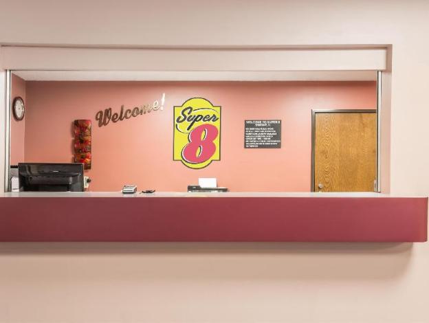 super 8 by wyndham dwight