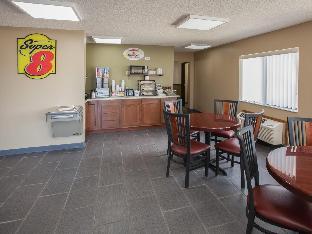 Super 8 By Wyndham Dwight,Dwight>>Braidwood,2 star