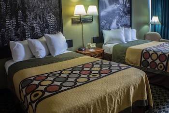 super 8 by wyndham erie i 90