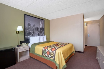 super 8 by wyndham erie i 90