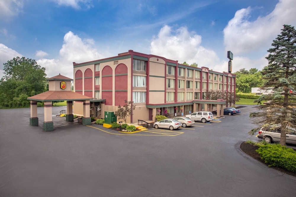 super 8 by wyndham erie i 90