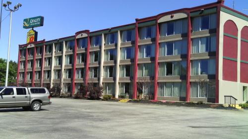 super 8 by wyndham erie i 90